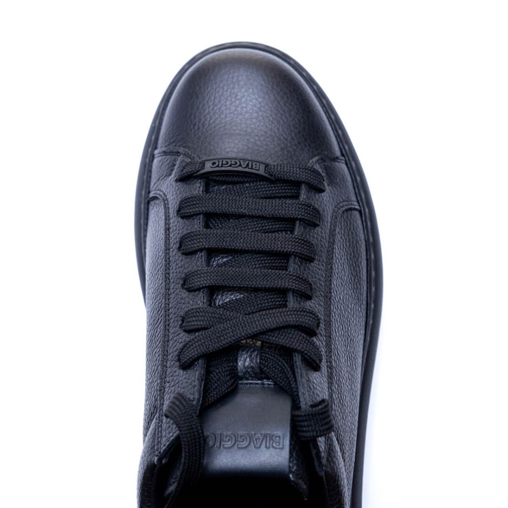 STREET BLACK SB